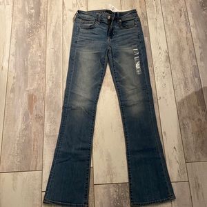 American Eagle / Size 2 / Skinny Kick / NWT